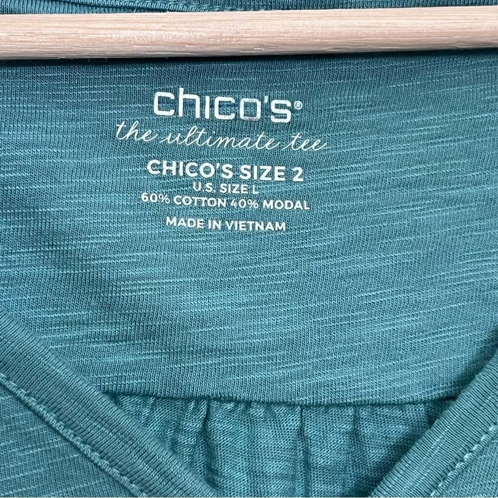 CHICO’S TEAL V-NECK SHORT SLEEVE SHIRT SIZE L - Picture 2 of 4